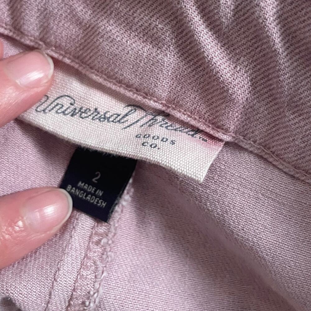 Universal Thread's Pink Shorts SZ 2 - Picture 4 of 7